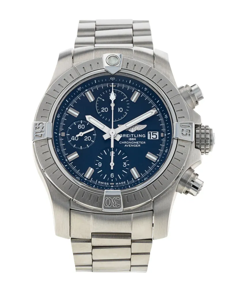 Breitling Avenger Chronograph 43 A13385 — 2022 — Excellent