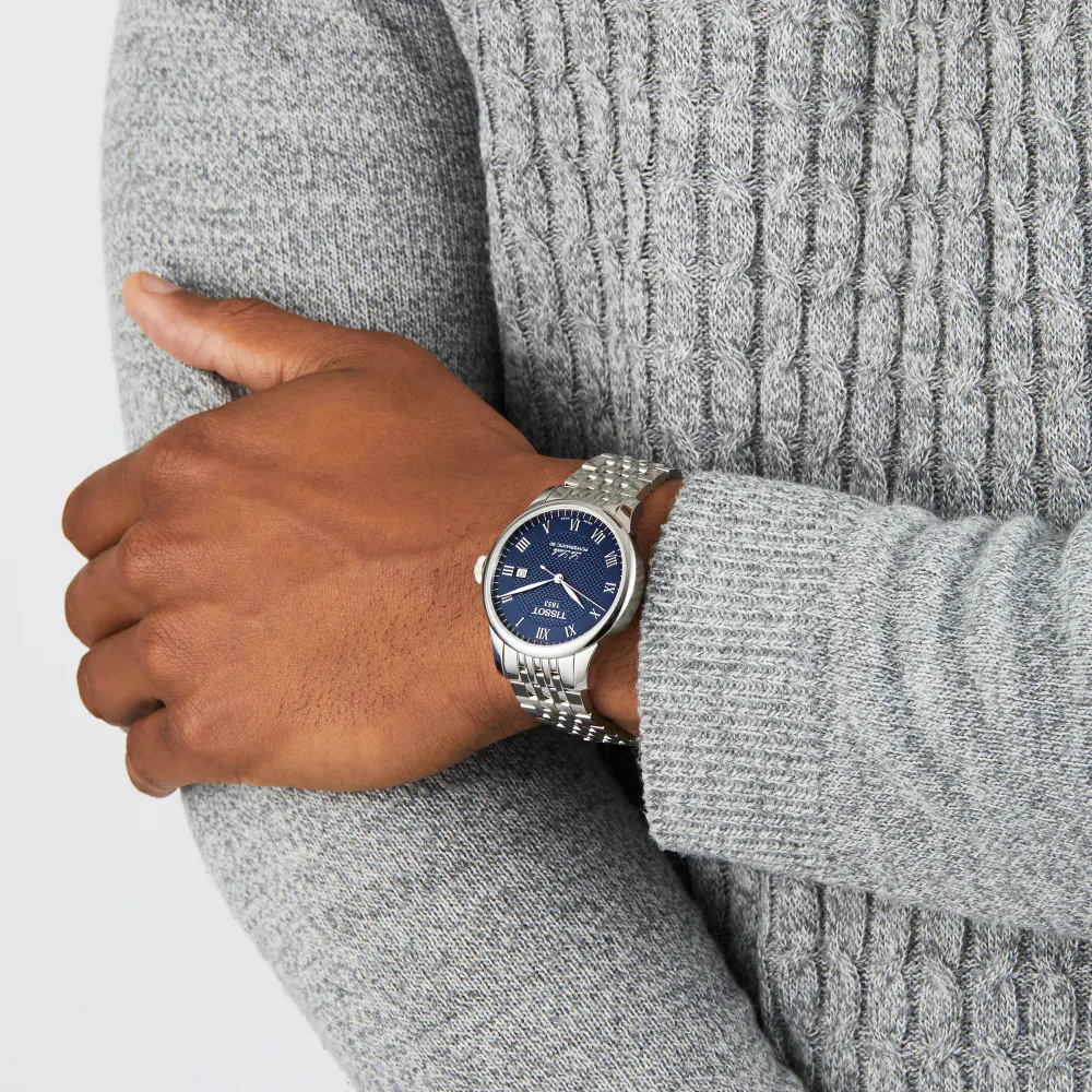 Tissot Le Locle Powermatic 80 40mm Mens Watch Blue detail 2