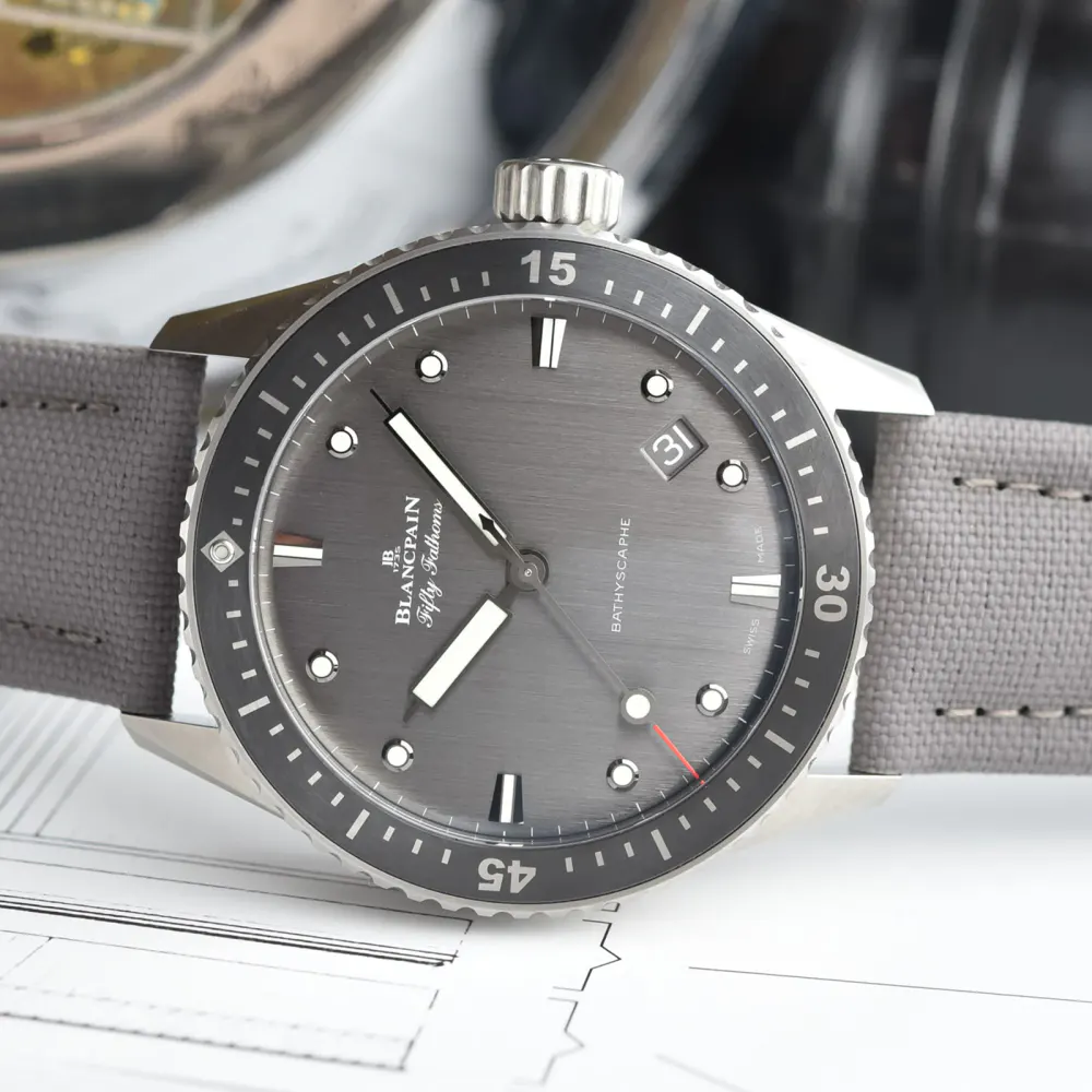 Blancpain Fifty Fathoms Bathyscaphe 43mm Mens Watch Grey detail 2