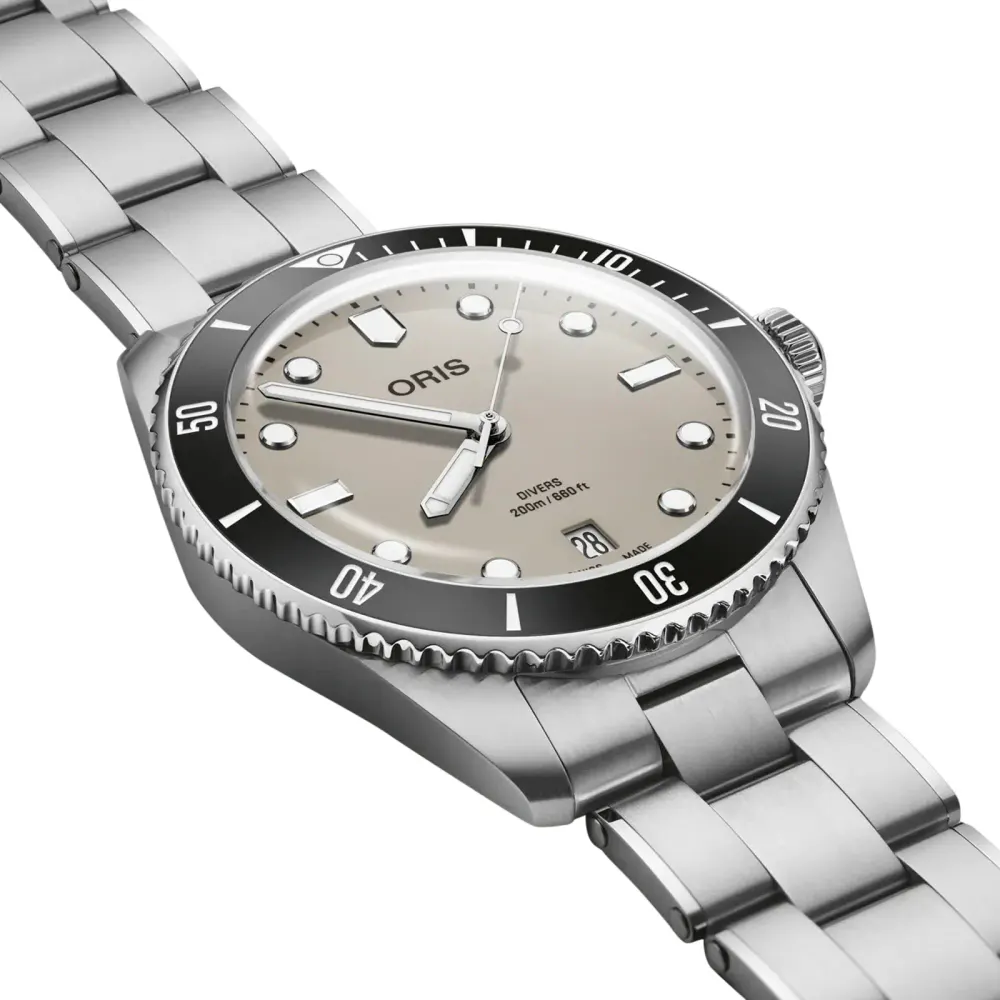 Oris Divers Date 39mm Unisex Watch Set detail 2