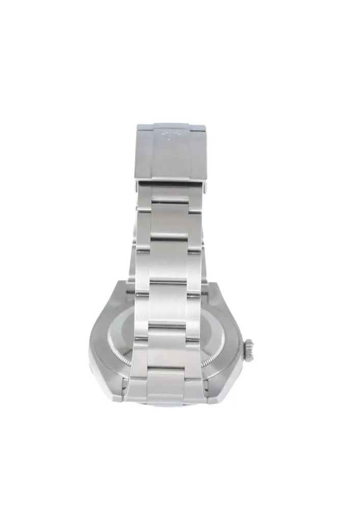 Rolex Oyster Perpetual 124300 — 2022 — Very good detail 3
