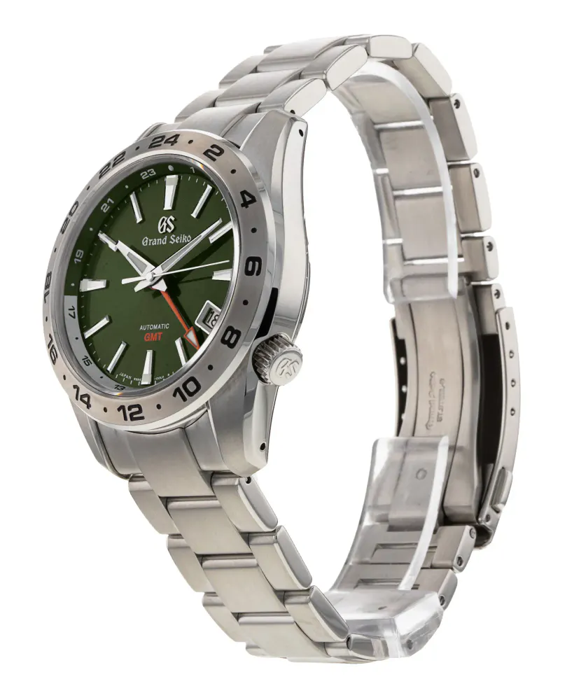 Grand Seiko Sport Collection SBGM247 — 2021 — Excellent detail 2
