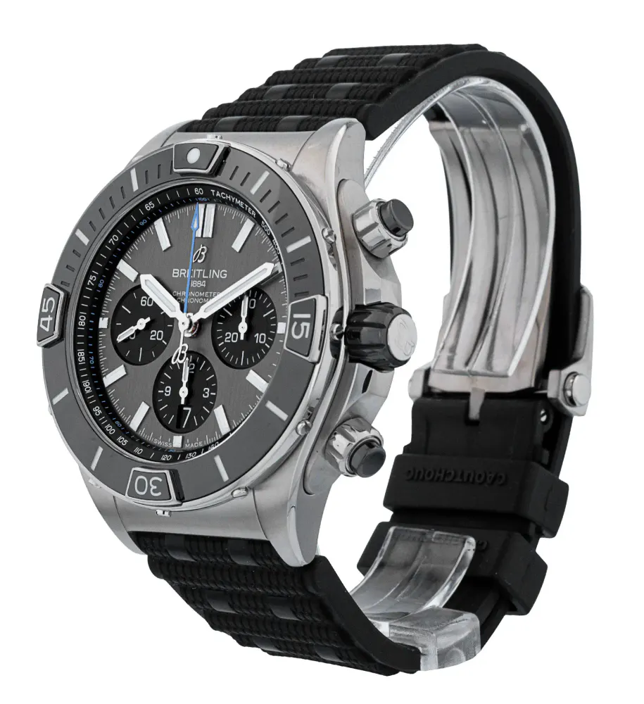 Breitling Super Chronomat B01 44 EB0136 — 2025 — Excellent detail 2