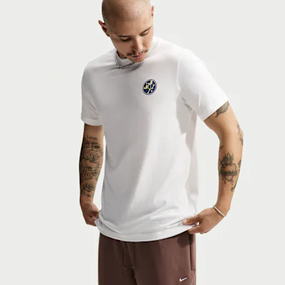 Nike Sportswear Men's T-Shirt - Sail