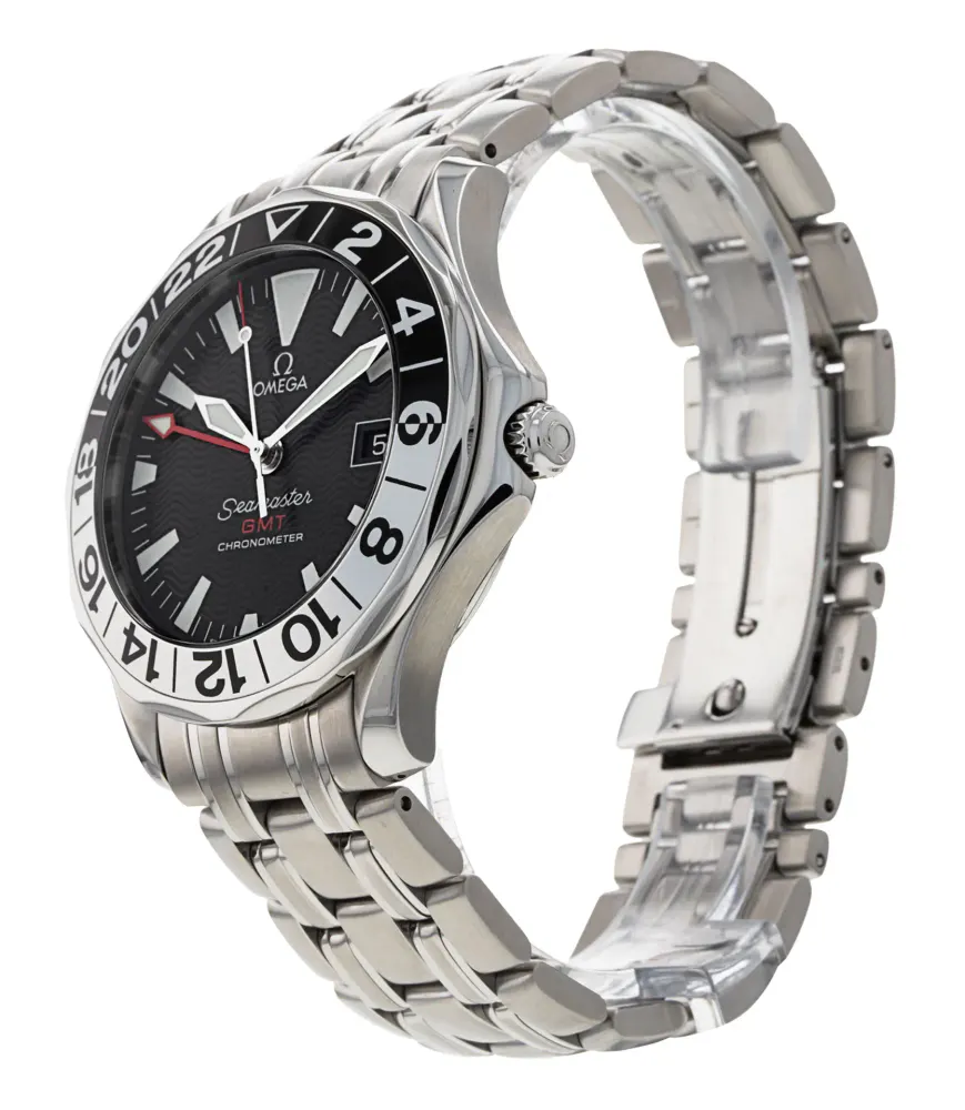 Omega Seamaster GMT 2534.50.00 — 2002 — Very good detail 2