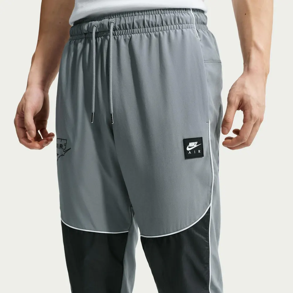 Nike Men's Closed Hem Tracksuit Joggers
