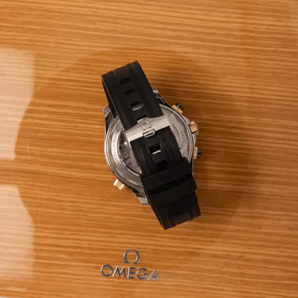Omega Seamaster Diver 300m 210.22.44.51.01.001 — 2021 — Excellent detail 3