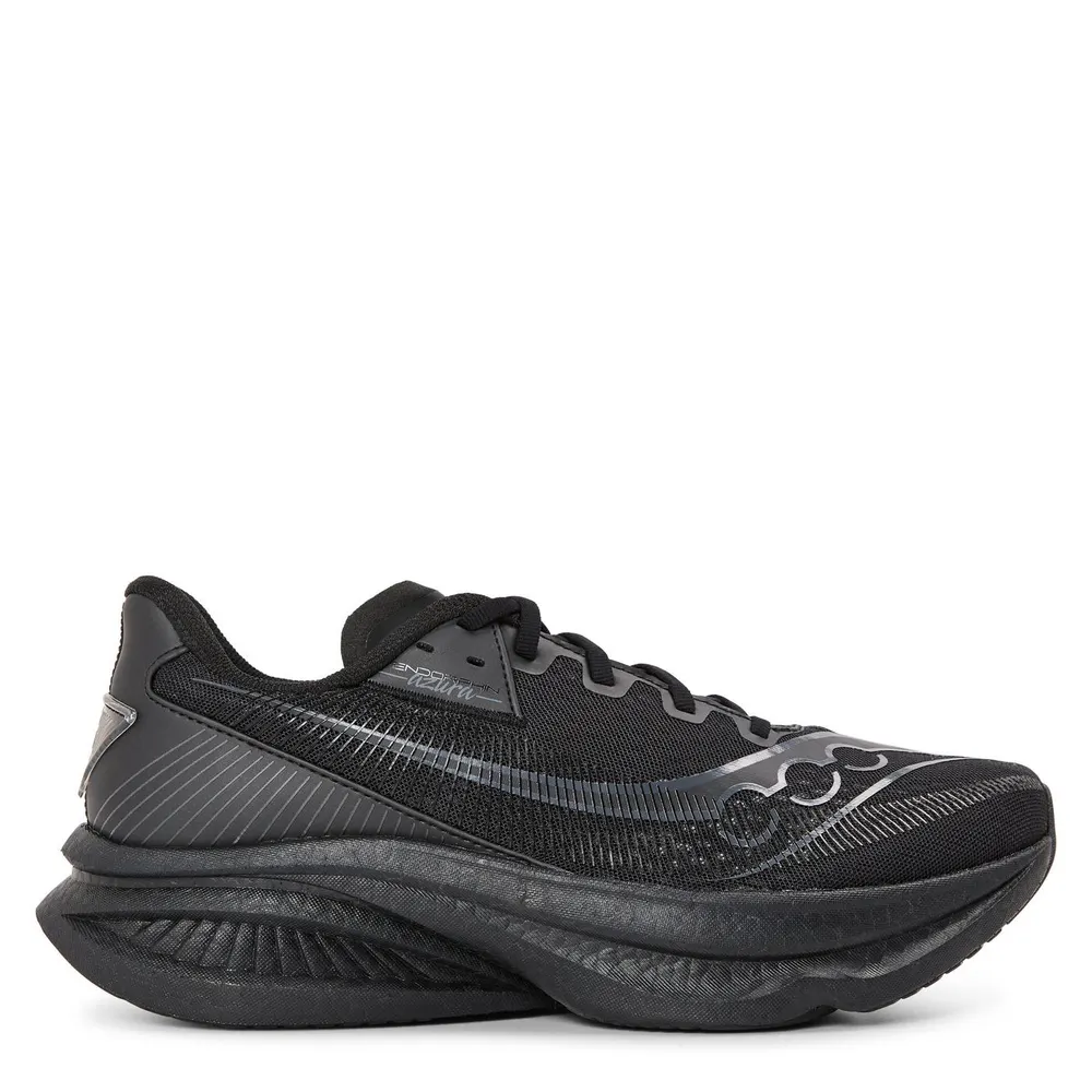 Saucony Saucony Endorphin Azura in Triple Black – Footwear