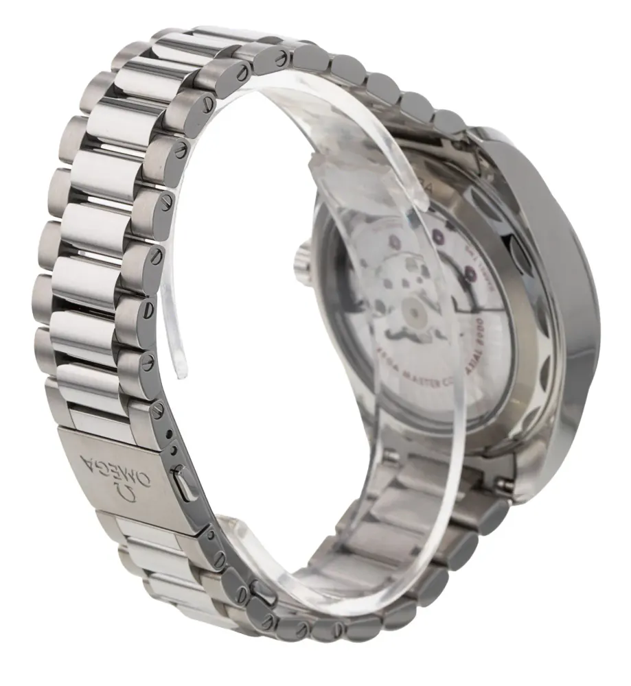 Omega Aqua Terra 150m Gents 220.10.41.21.03.006 — 2026 — Excellent detail 3