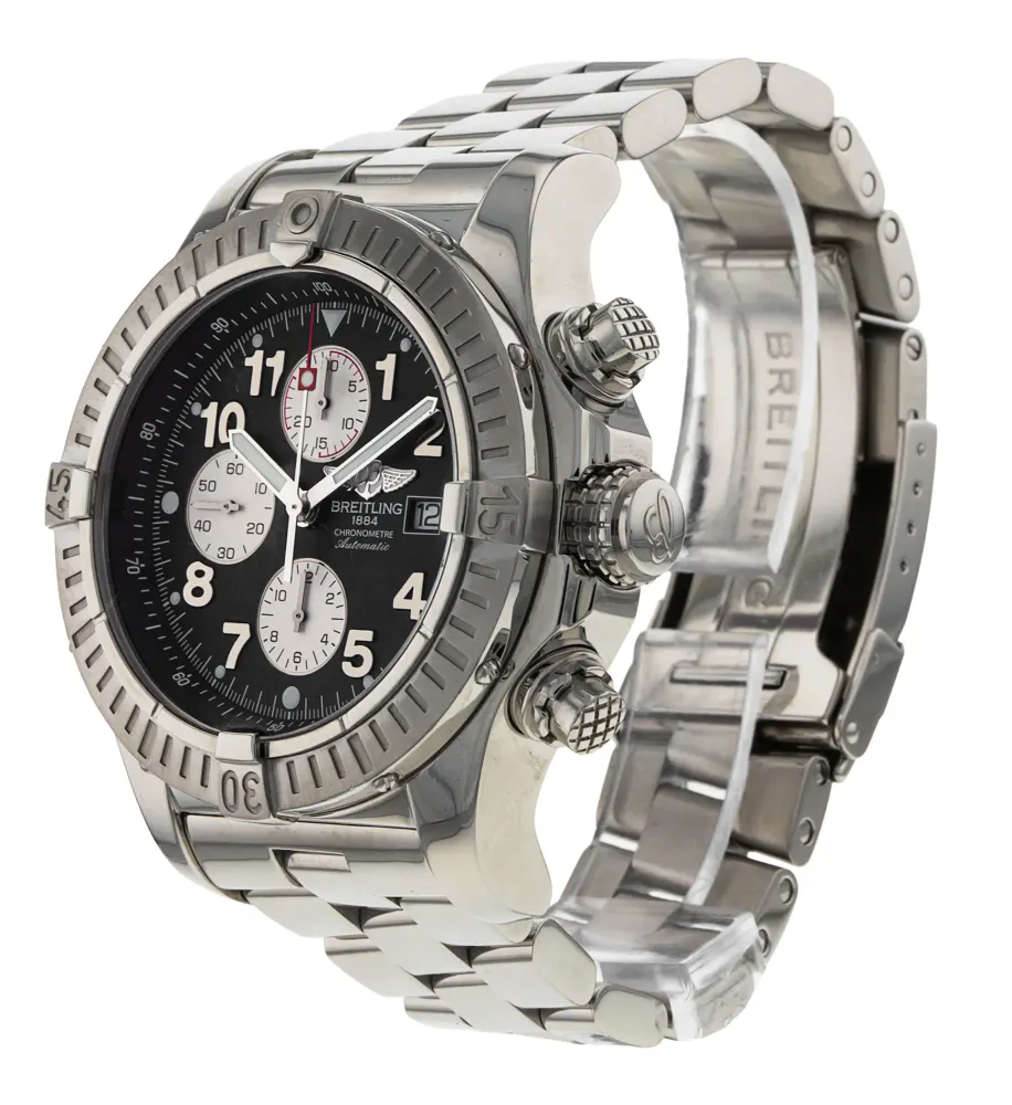 Breitling Super Avenger A13370 — 2011 — Good detail 2