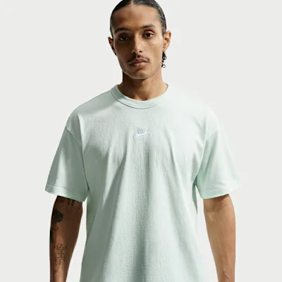 Nike Sportswear Premium Essentials Men's T-Shirt - Barely Green