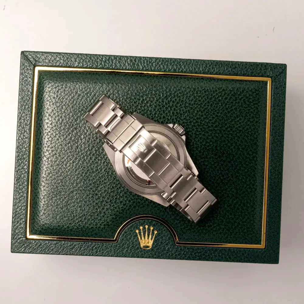 Rolex Submariner 16610 LV — 2004 — Excellent detail 3