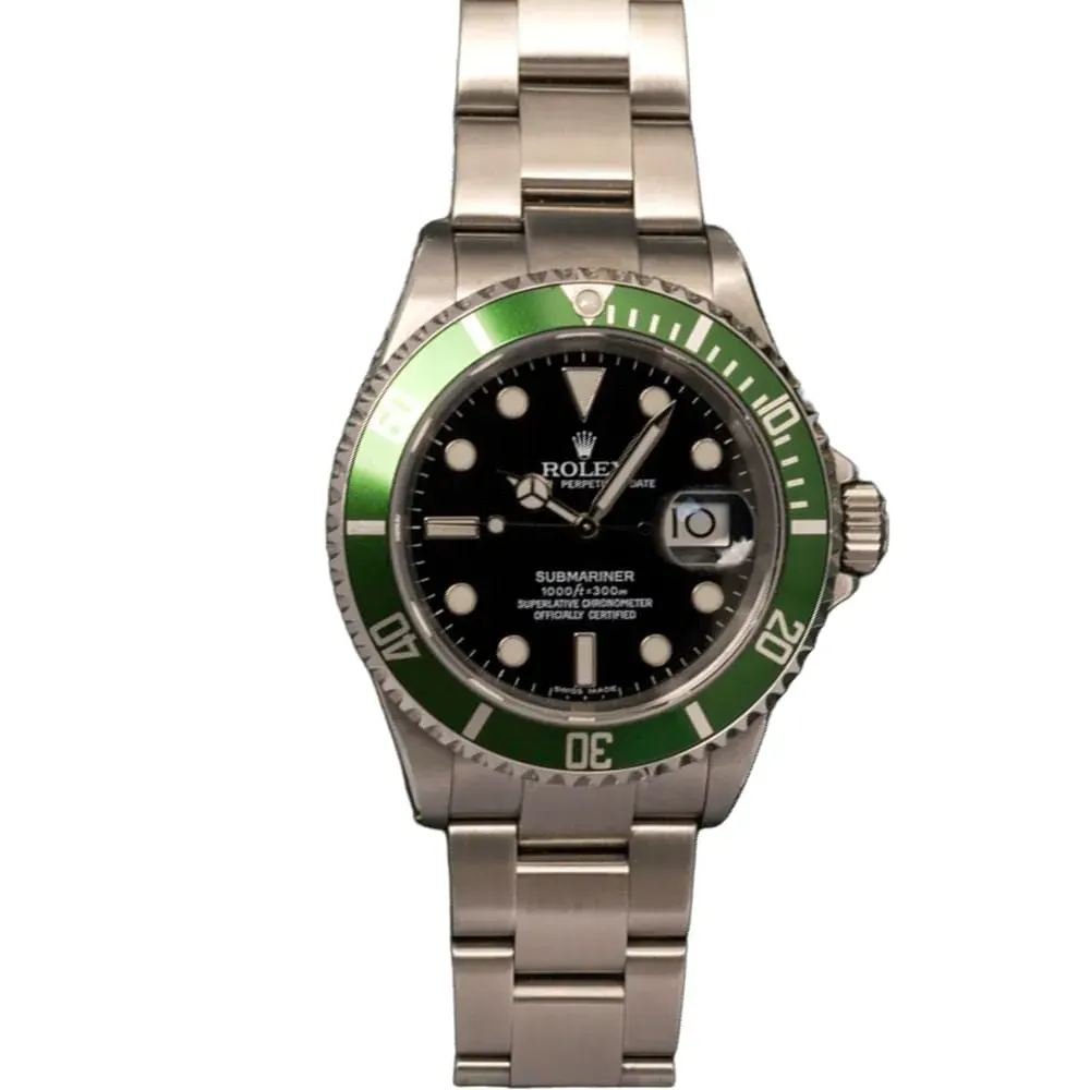 Rolex Submariner 16610 LV — 2004 — Excellent