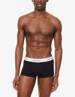 CALVIN KLEIN Icon Low-Rise Pack-Of-Three Stretch-Cotton Trunks detail 2