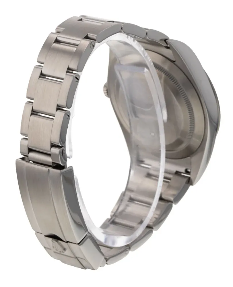 Rolex Explorer 214270 — 2013 — Very good detail 3