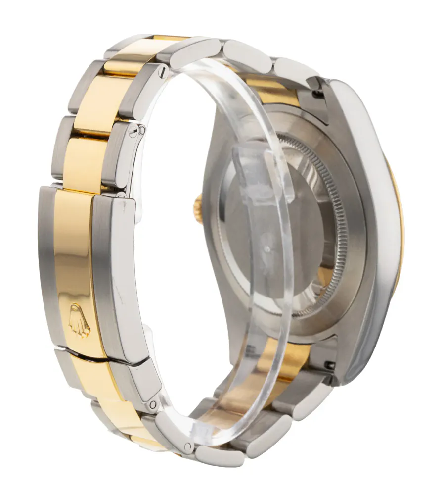 Rolex Datejust II 116333 — 2011 — Very good detail 3