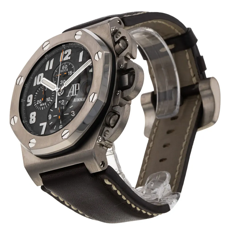 Audemars Piguet Royal Oak Offshore 25863TI.OO.A001CU.01 — 2003 — Very good in Black Arabic, additional product view 2