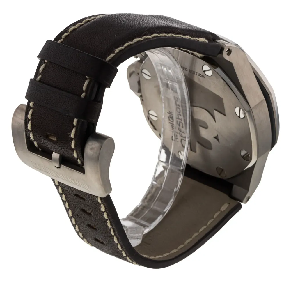 Audemars Piguet Royal Oak Offshore 25863TI.OO.A001CU.01 — 2003 — Very good in Black Arabic, additional product view 3