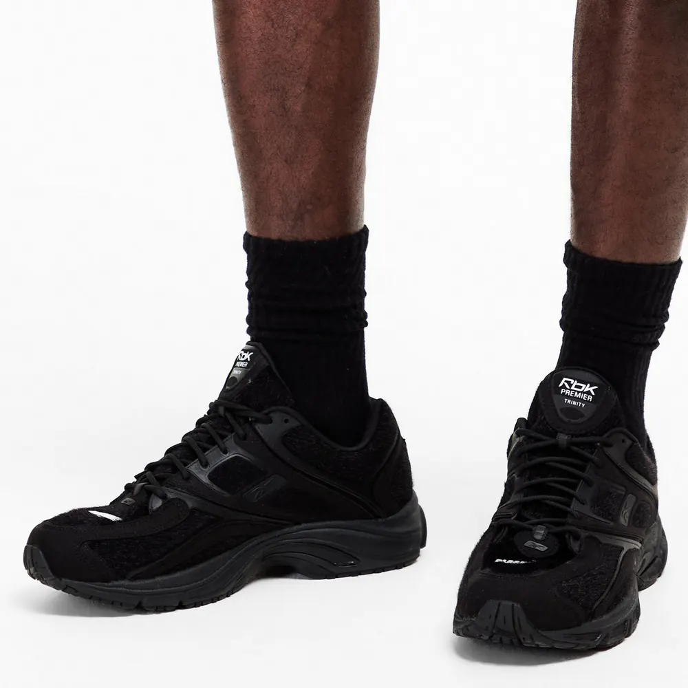 Reebok Men's Low-Top Trainers in Black/Black, additional product view 3