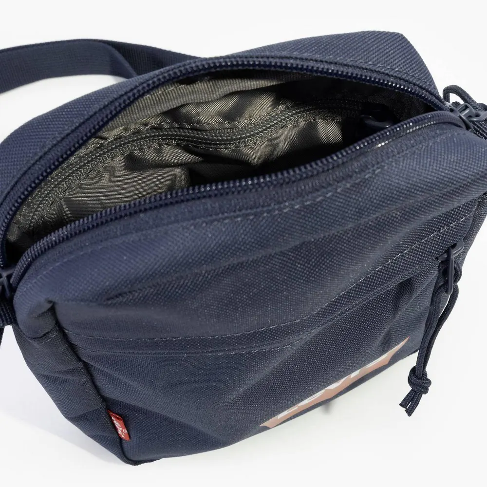 Levis Mini Cross Body Bag detail 3
