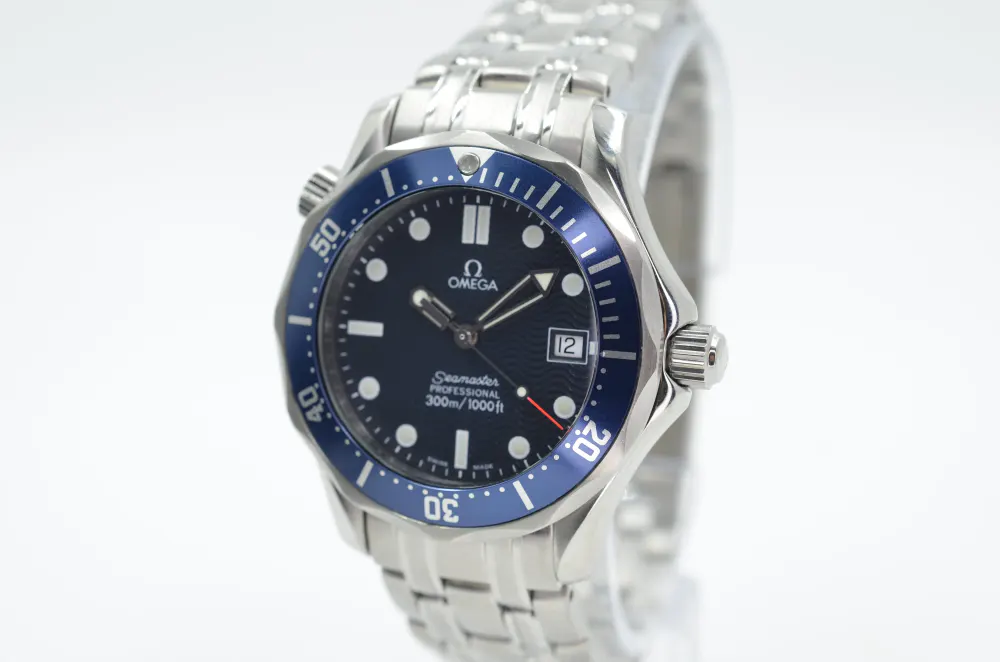 Omega Seamaster 300m Mid-Size 2561.80.00 — 2000 — Very good detail 2