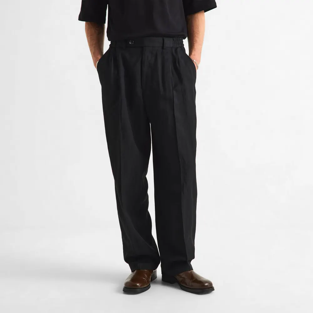 MKI MIYUKI ZOKU Men's Pleated Suit Trousers detail 3