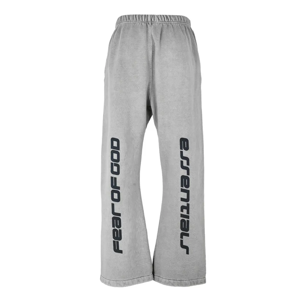 Fear Of God Essentials FGE Logo Swt Pnt Sn62 detail 2