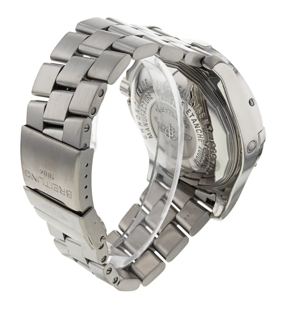 Breitling SuperOcean Steelfish A17390 — 2009 — Excellent detail 3
