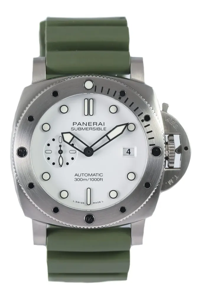 Panerai Submersible QuarantaQuattro PAM01226 — 2024 — Very good in White – Pre-owned watches