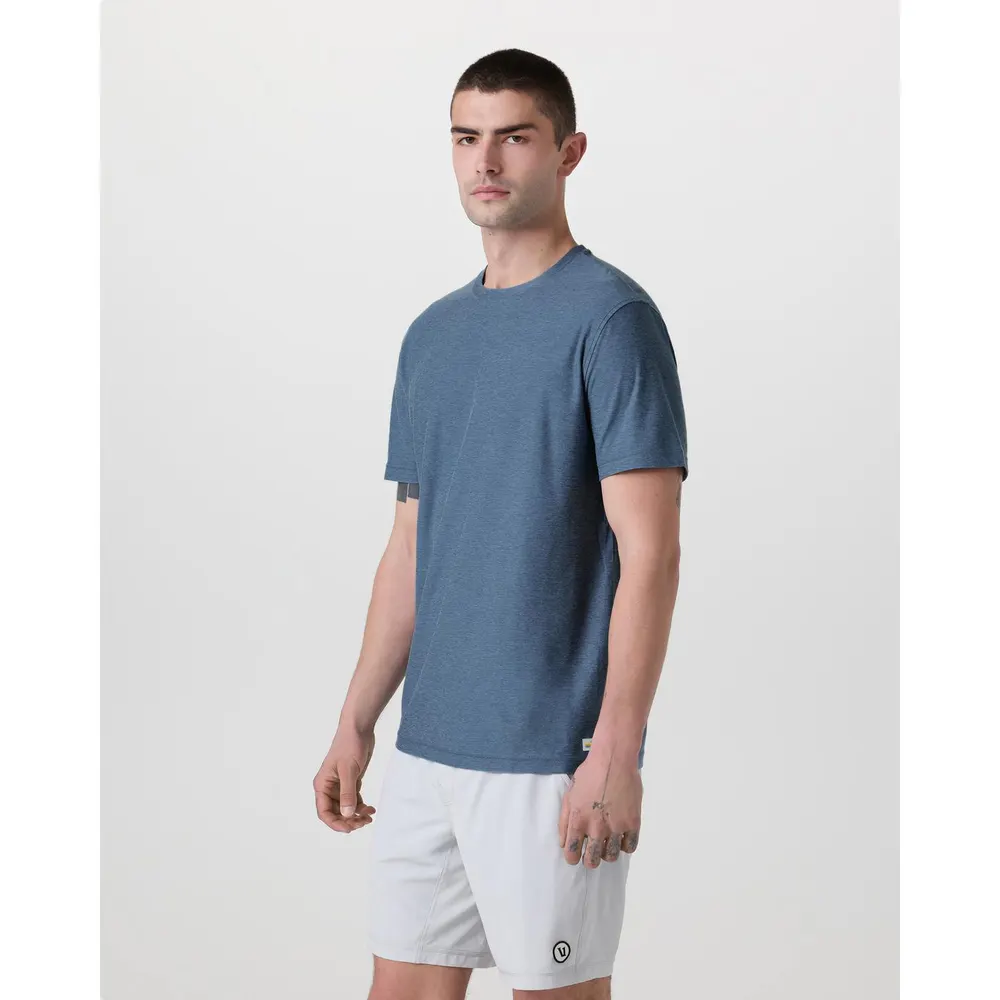 Vuori Men's Strato Tech Short Sleeve Performance Gym Top detail 2
