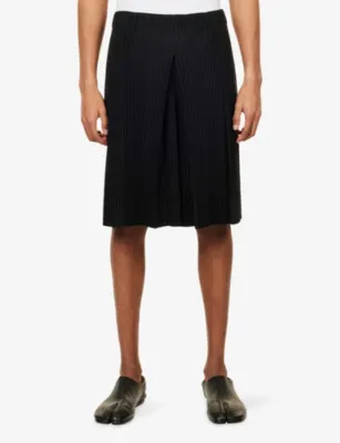 HOMME PLISSE ISSEY MIYAKE Tailored Pleats 2 Pleated Shorts in BLACK, additional product view 3