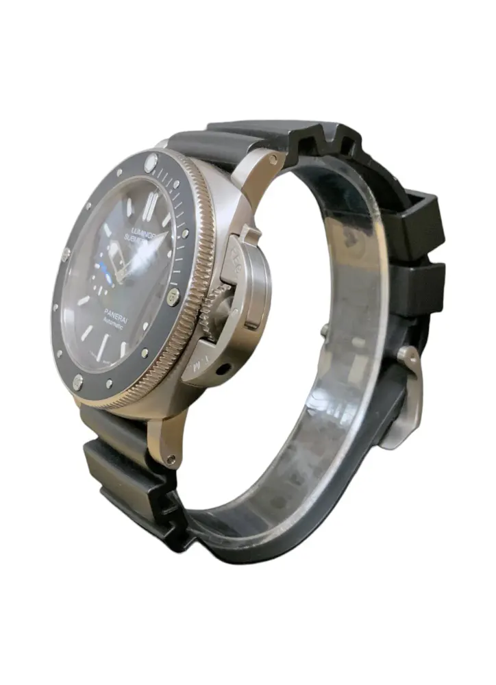 Panerai Submersible PAM01389 — 2018 — Excellent in Black, additional product view 2