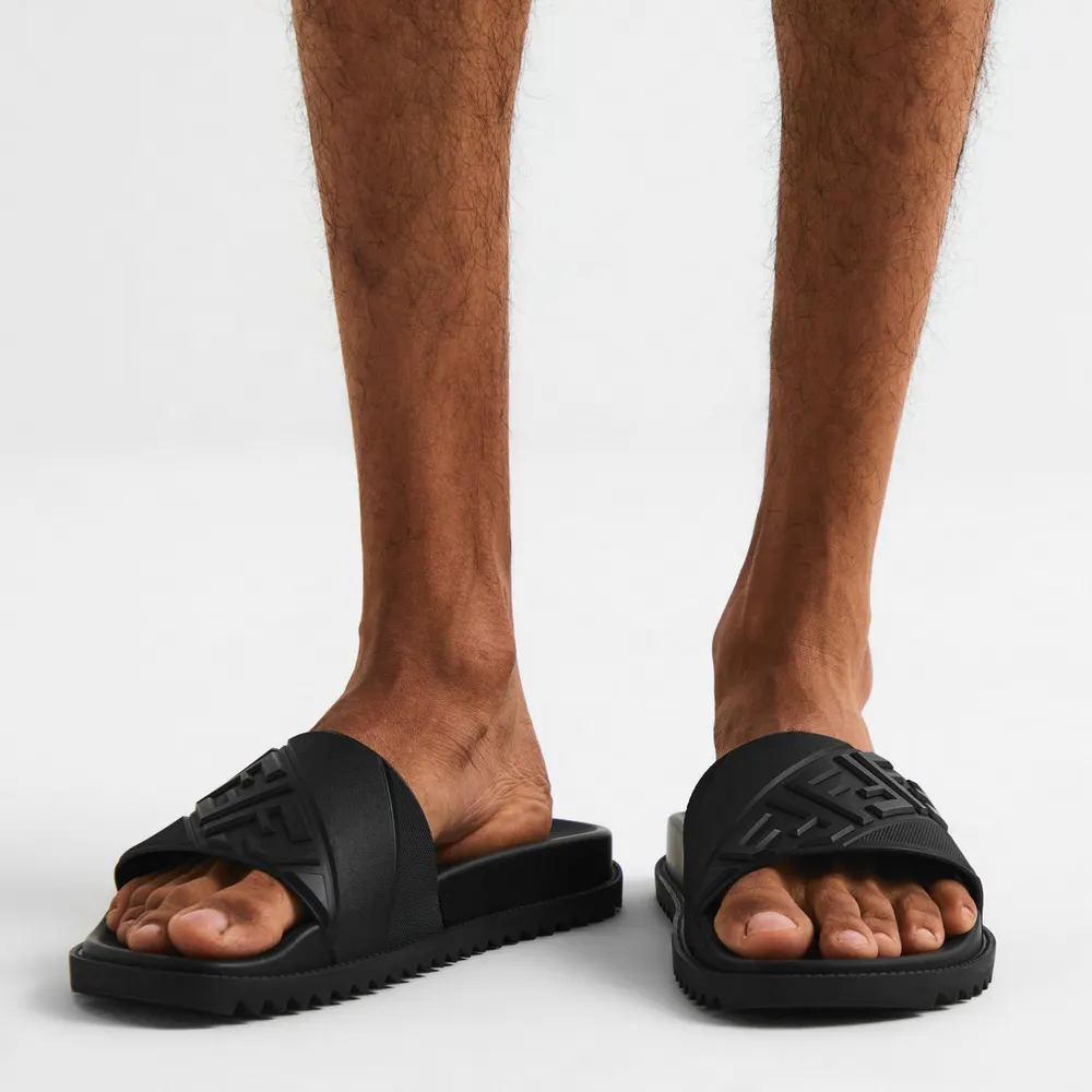 Fendi Mens Rubber Slides in Black, additional product view 3