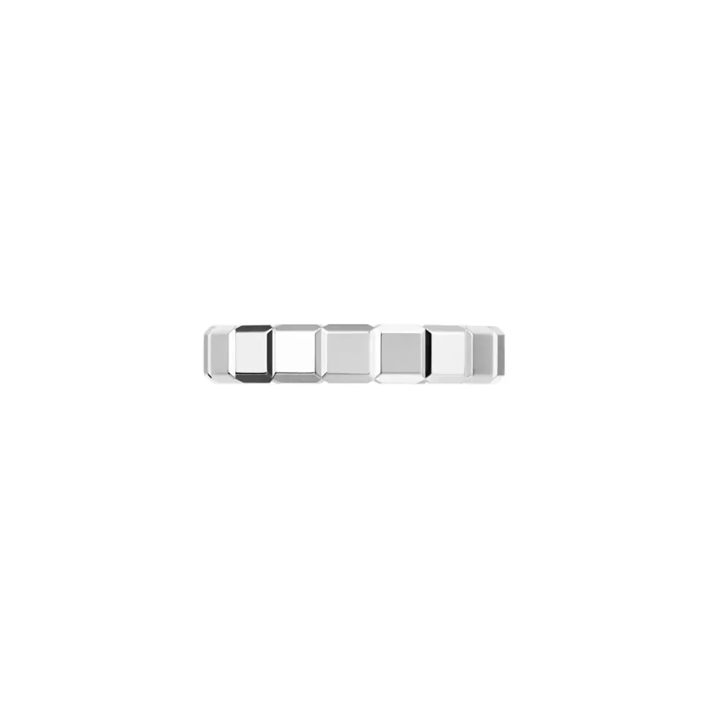 Chopard Ice Cube Ring In Ethical 18ct White Gold detail 3