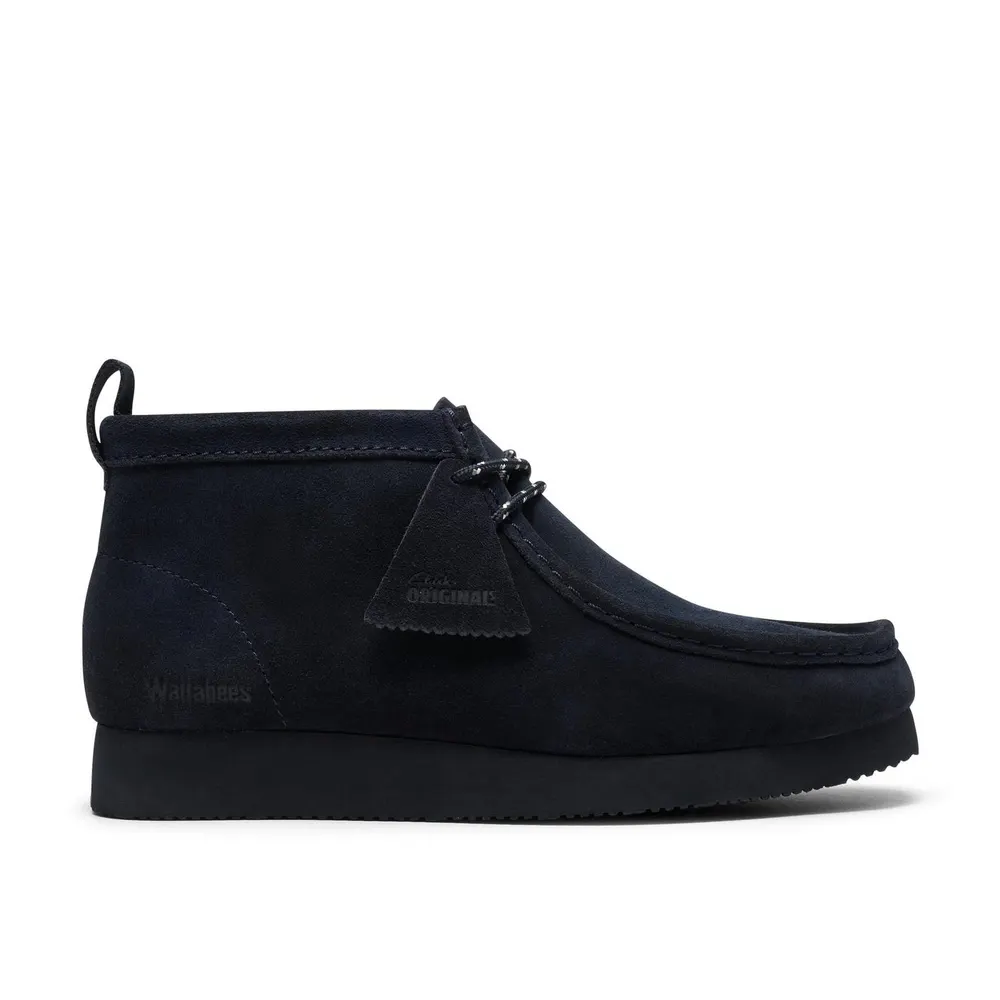 Clarks Originals Men's Wallabee Lite Suede Chukka Boots