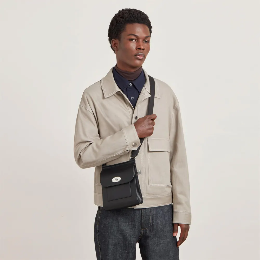 Mulberry Small Antony Leather Messenger Bag detail 2