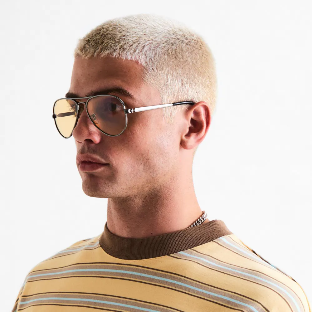 Ray-Ban Aviator Max Sunglasses detail 3