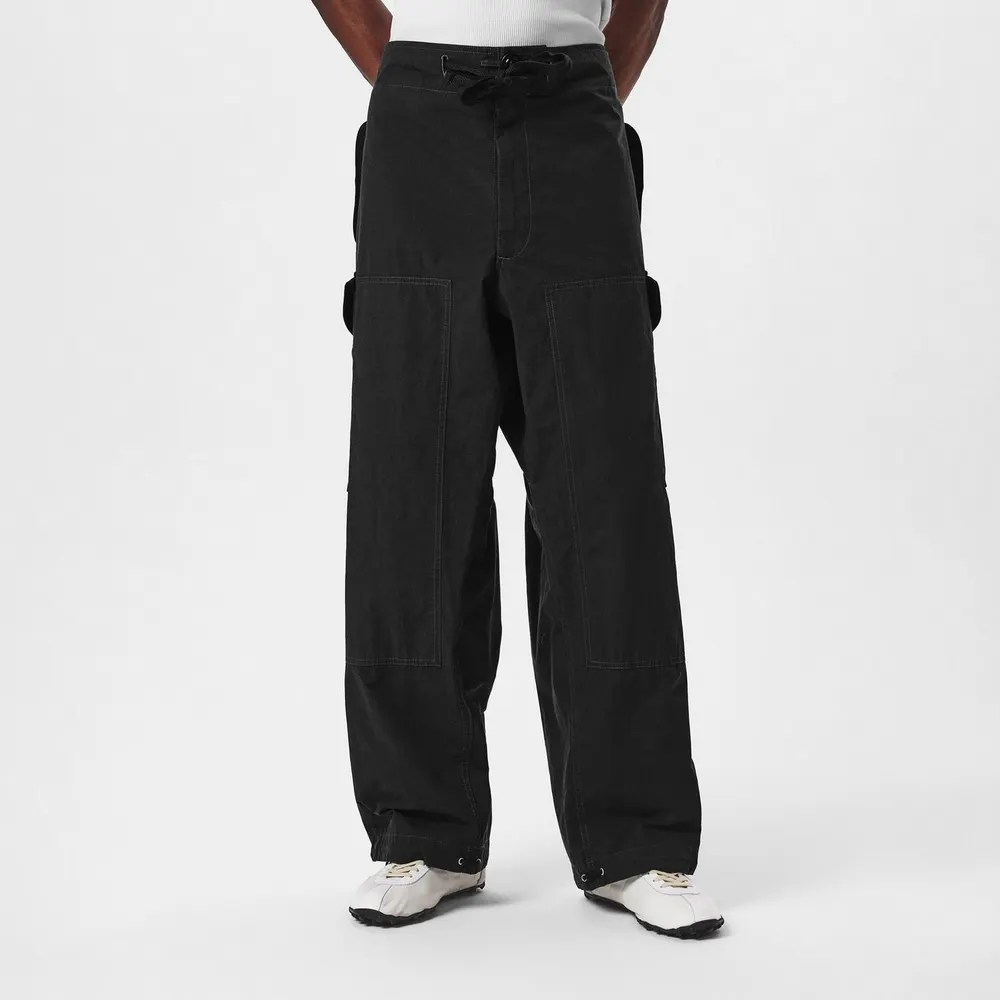 Maison Margiela Men's Multi Pocket Tailored Cargo Trousers in Black, additional product view 3
