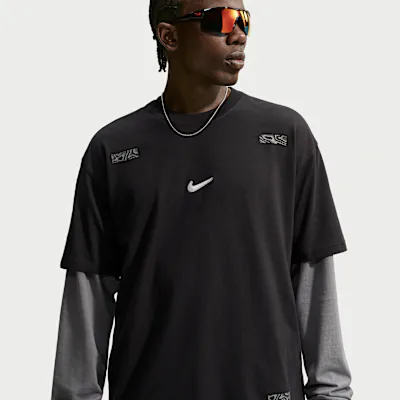 Nike Sportswear T-Shirt - Black in Black – Nike men's and unisex