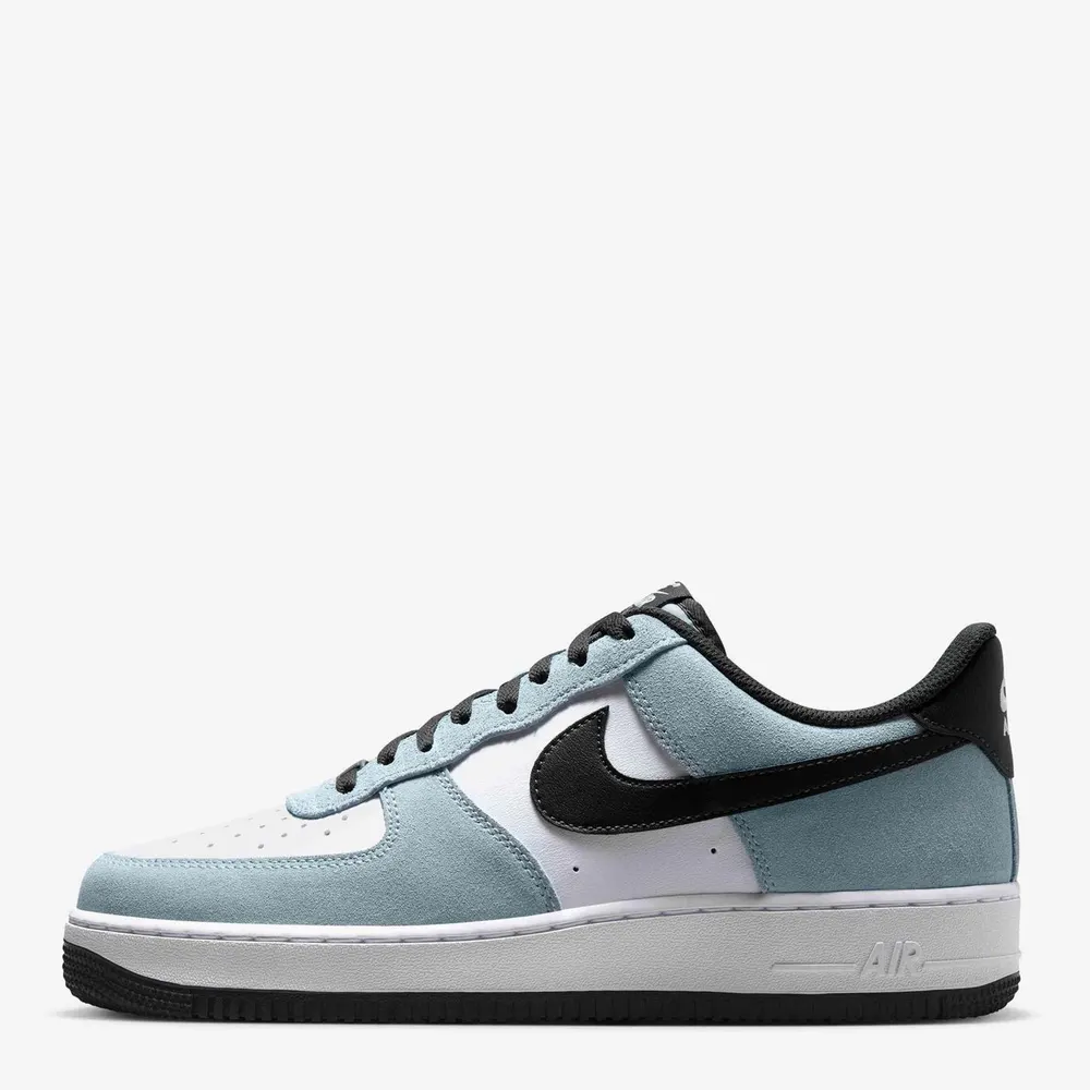 Nike Mens Air Force 1 07 LV8 Trainers detail 2
