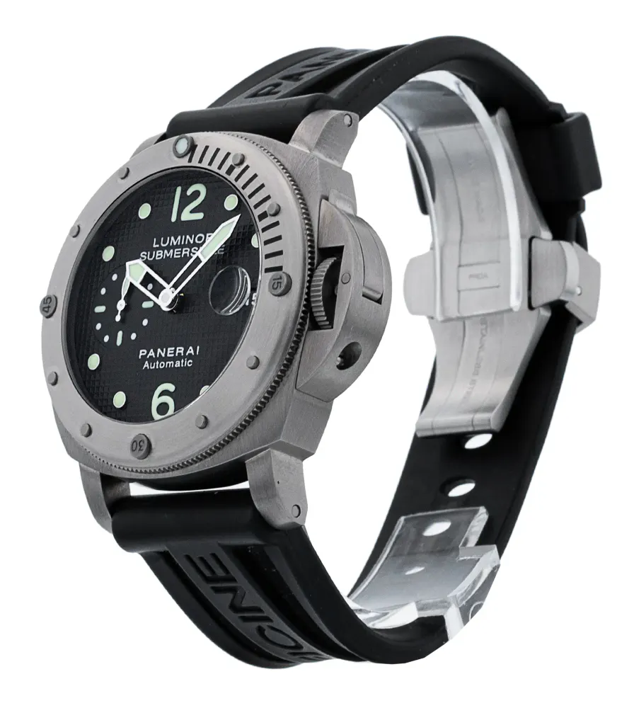 Panerai Luminor Submersible PAM00025 — 2009 — Very good in Black, additional product view 2