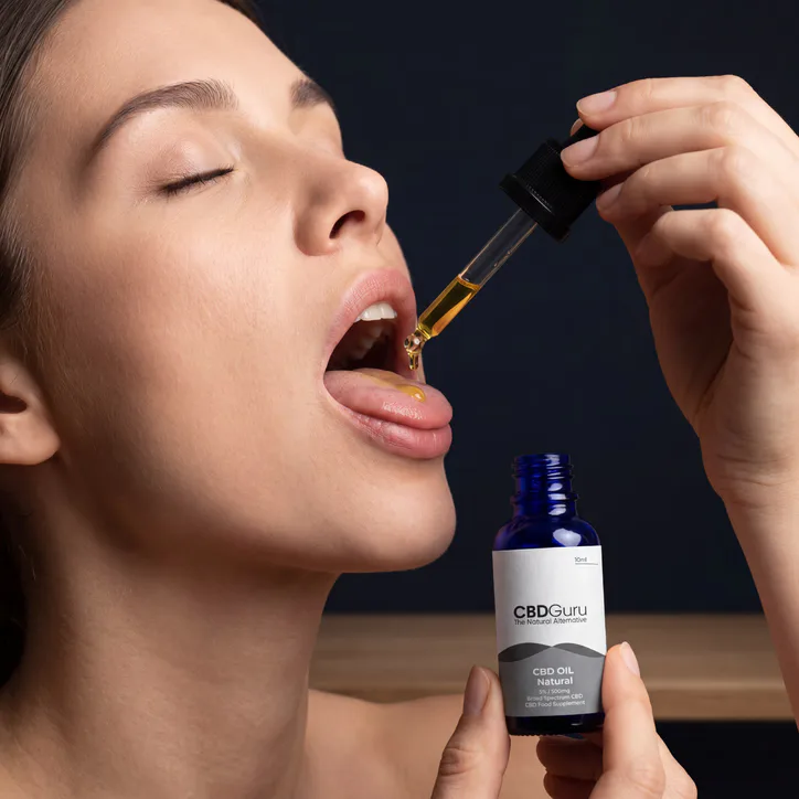 CBD GURU CBD Oil Drops 500mg 10ml - Natural Flavour Broad Spectrum CBD 5%, additional product view 2