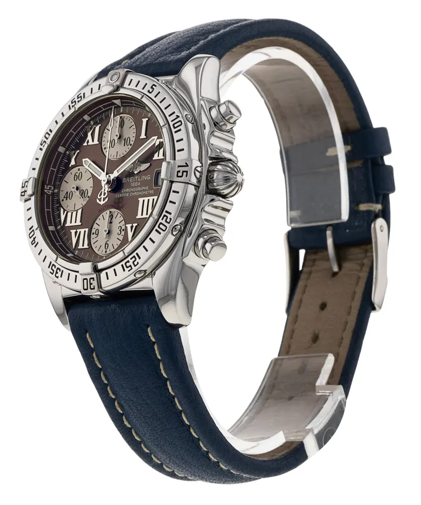Breitling Chrono Cockpit A13358 — 2010 — Excellent detail 2