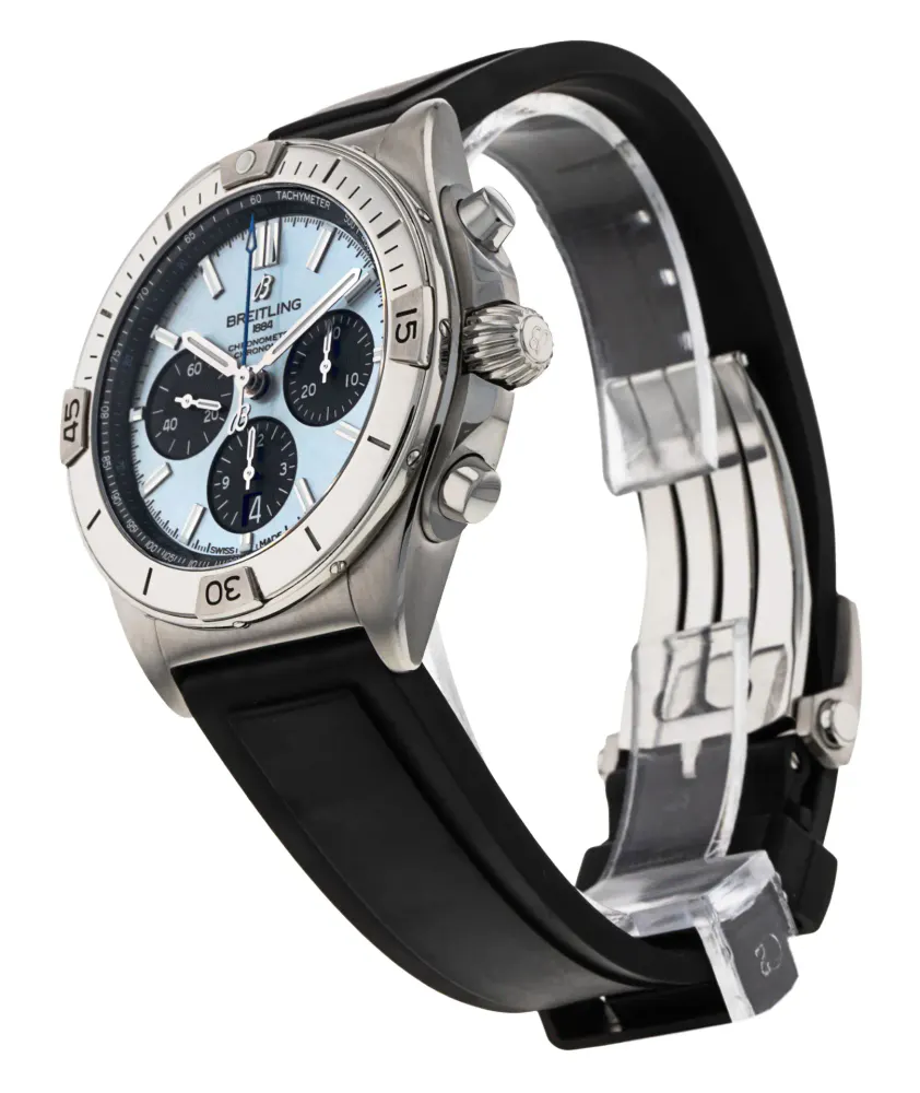 Breitling Chronomat B01 42 PB0134 — 2022 — Excellent detail 2