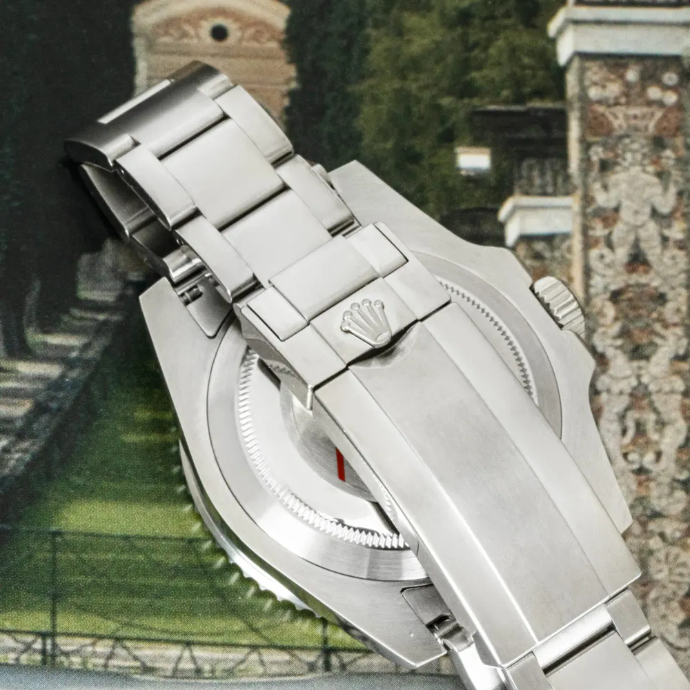 Rolex Submariner 114060 — 2011 — Excellent detail 3