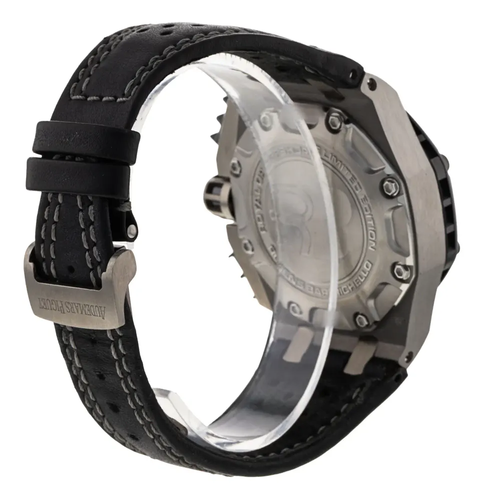 Audemars Piguet Royal Oak Offshore 26078IO.OO.D001VS.01 — 2006 — Very good in Black & Silver, additional product view 3