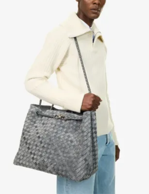 BOTTEGA VENETA Andiamo Large Leather Cross-Body Bag detail 2