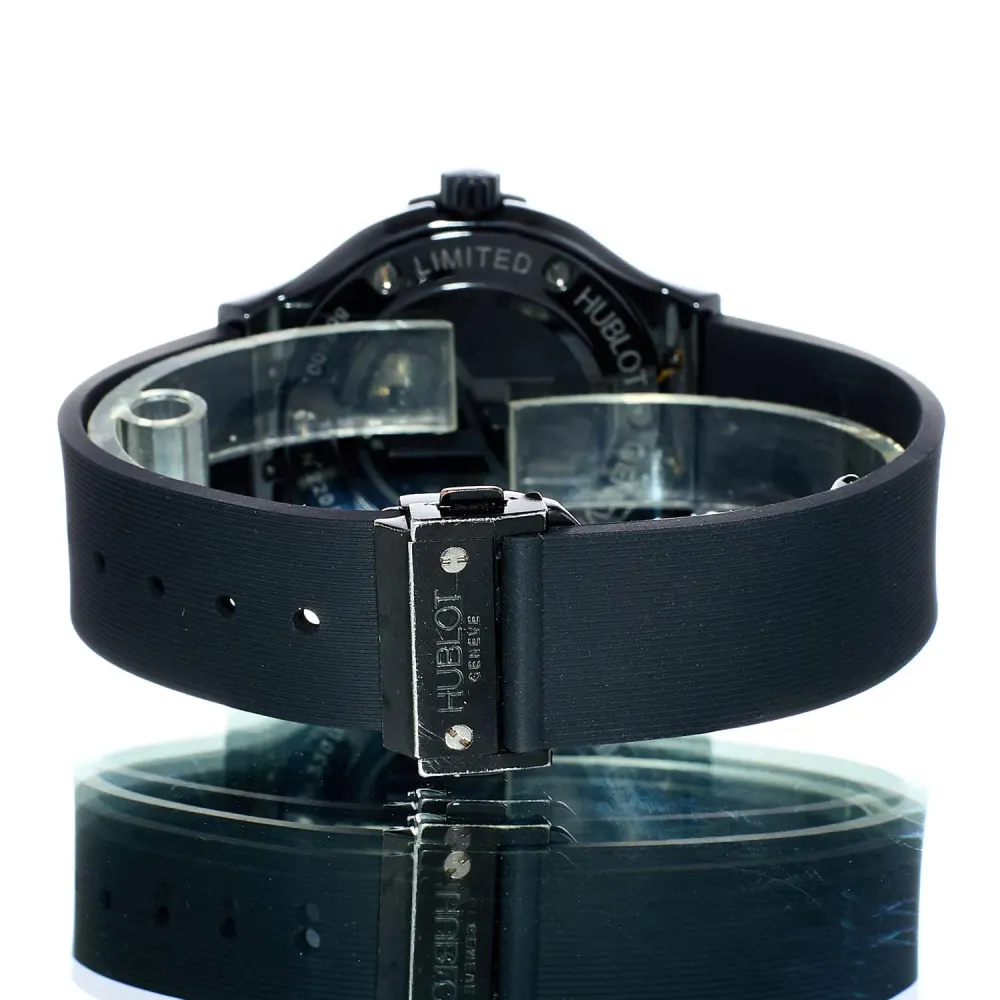 Hublot Classic Fusion 561.CM.1110.RX — 2021 — Very good in Black Baton, additional product view 3