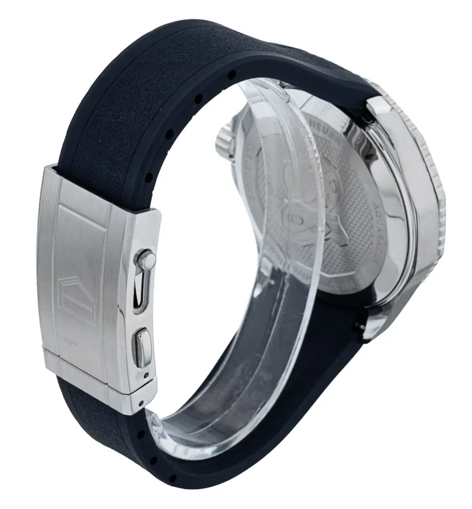 Tag Heuer Aquaracer WBP5111 — 2025 — Very good detail 3