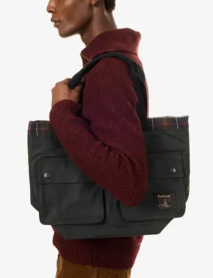 BARBOUR Field Waxed Carry-All Cotton Tote detail 2